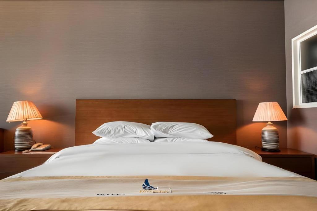 Hotel Homers Busan Bagian luar foto
